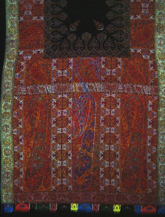 Long Shawl by Unknown artist